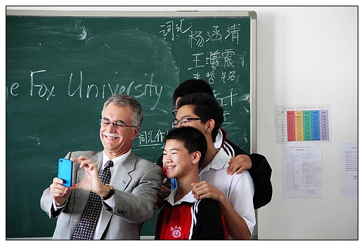 说明: http://www.newvision-optical.com/news/photo/2012_091704.jpg