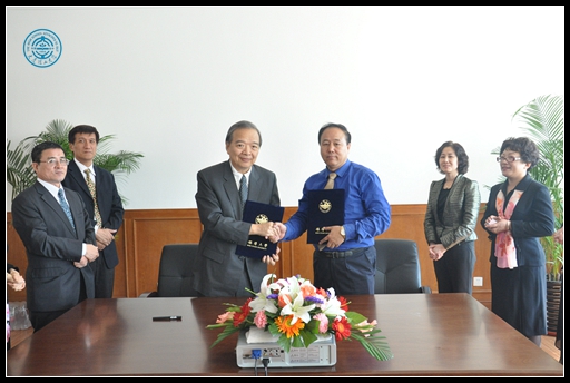 说明: http://www.newvision-optical.com/news/photo/2013-10100160.jpg