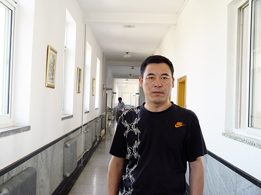 说明: http://www.newvision-optical.com/teacher-info/personal%20info/photo/fengzhanjun.jpg